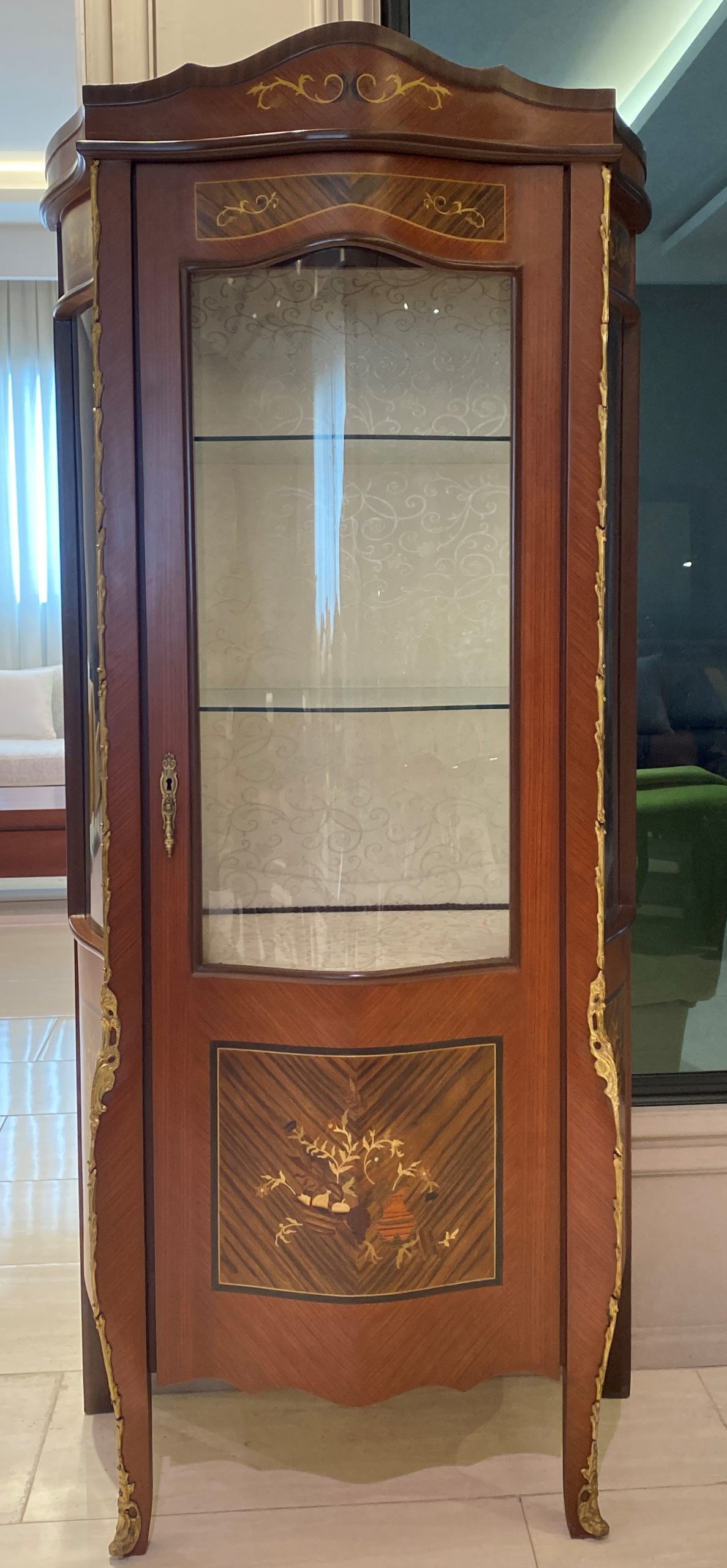 ویترین معرق برنزی
